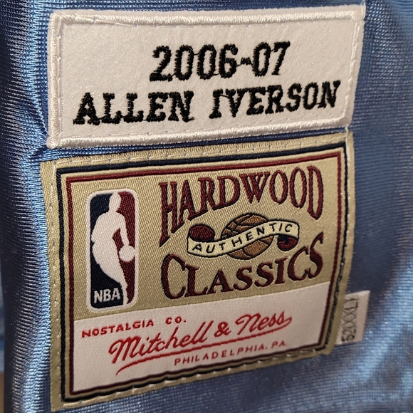 Reebok Allen Iverson Question Mid- Denver Nuggets Edition Sneakers - Picture 8 of 8